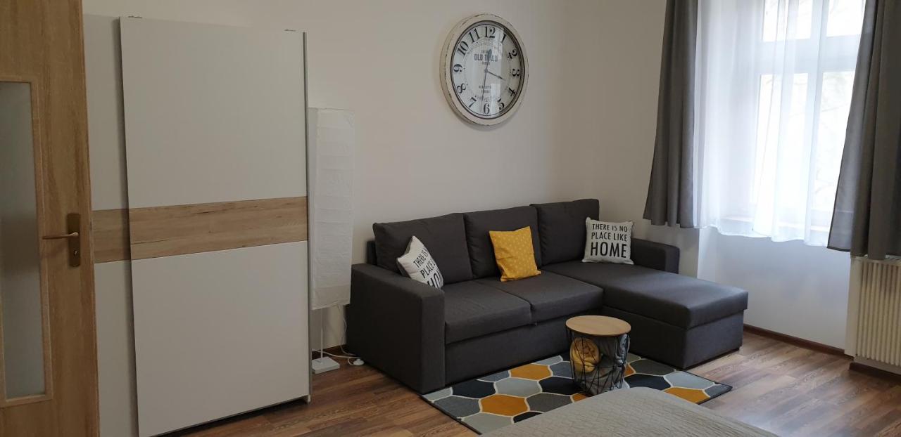 Monika'S Apartment Karlsbad Buitenkant foto